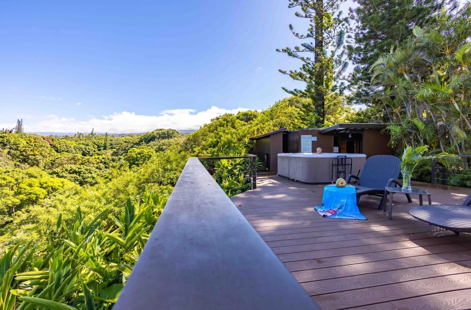 Gardenia Room On Tropical Lush Farm In Haiku, Maui Huelo 0*,  USA